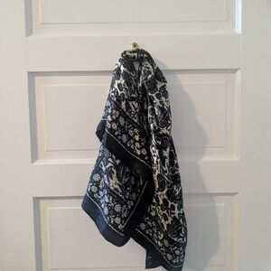 Women's Scarf